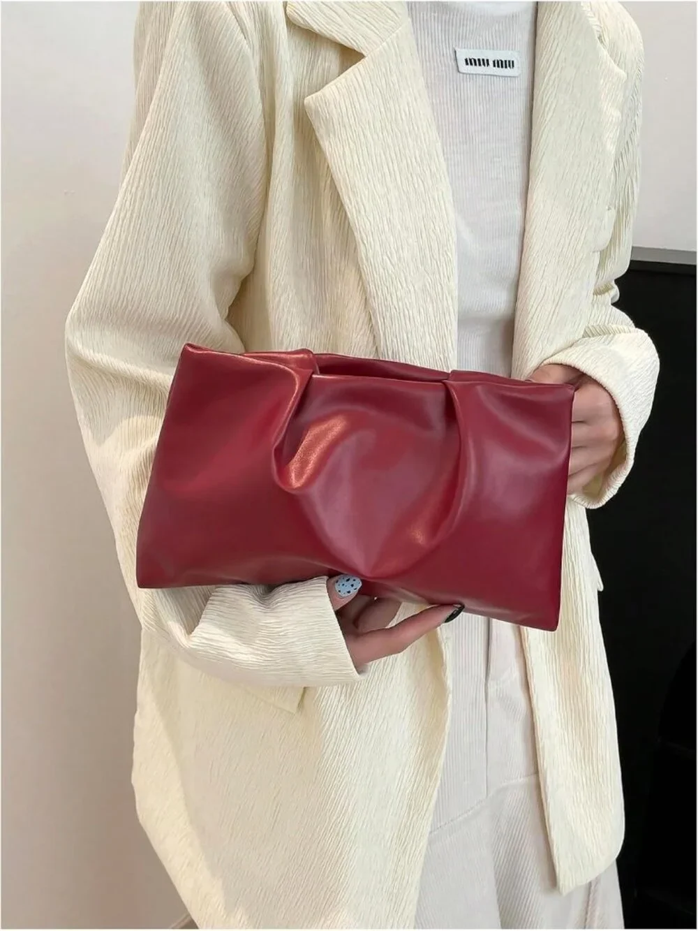 👜Women's Burgundy PU Leather Clutch Purses Small Zipper Elegant Ruched Handbag